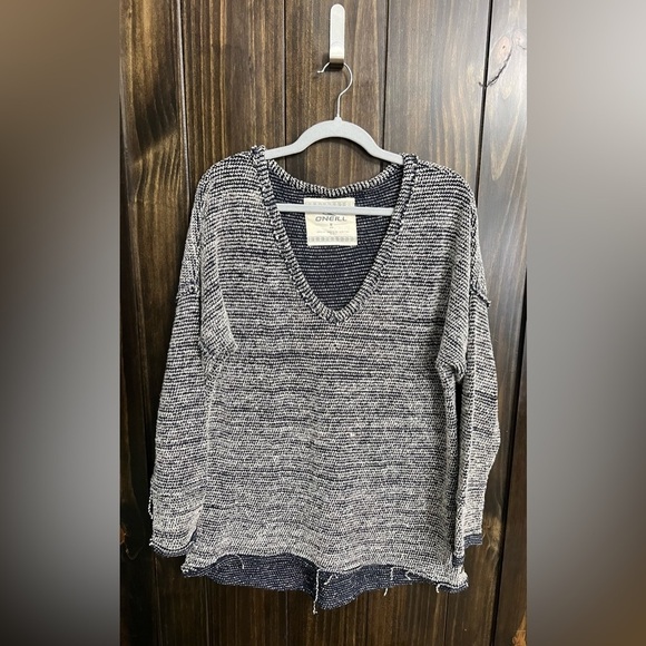 O’Neil Ruff Hem Beach Sweater - Picture 4 of 11